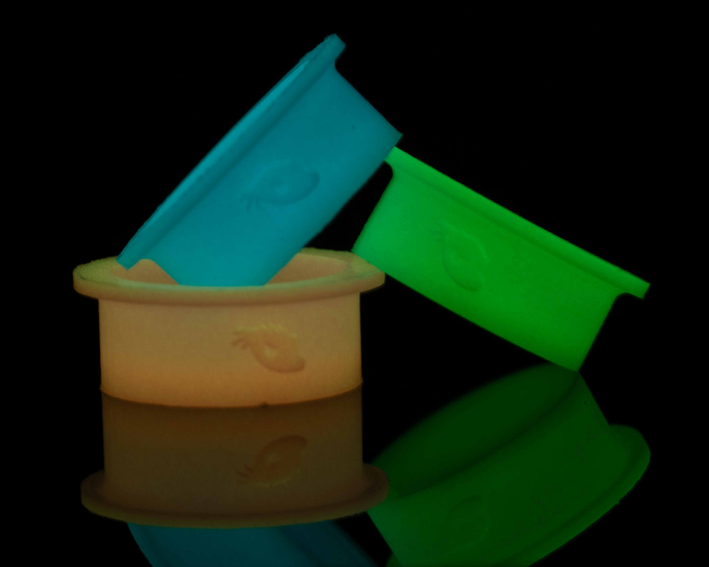 Limited Edition Glow Reusable Large Silicone Feeding Cups (2 pack)