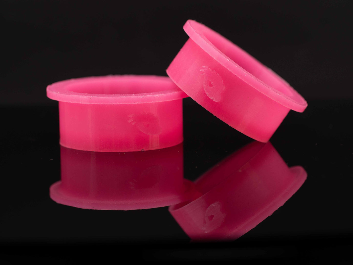 Limited Edition Glow Reusable Large Silicone Feeding Cups (2 pack)