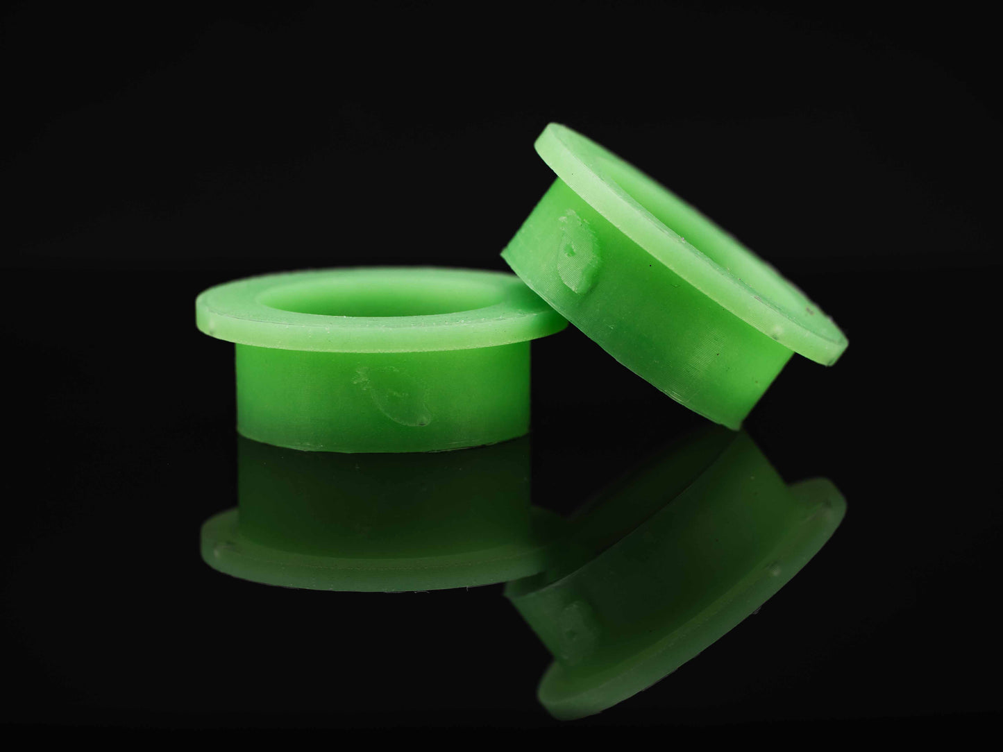 Limited Edition GLOW Reusable Small Silicone Feeding Cups (2 pack)