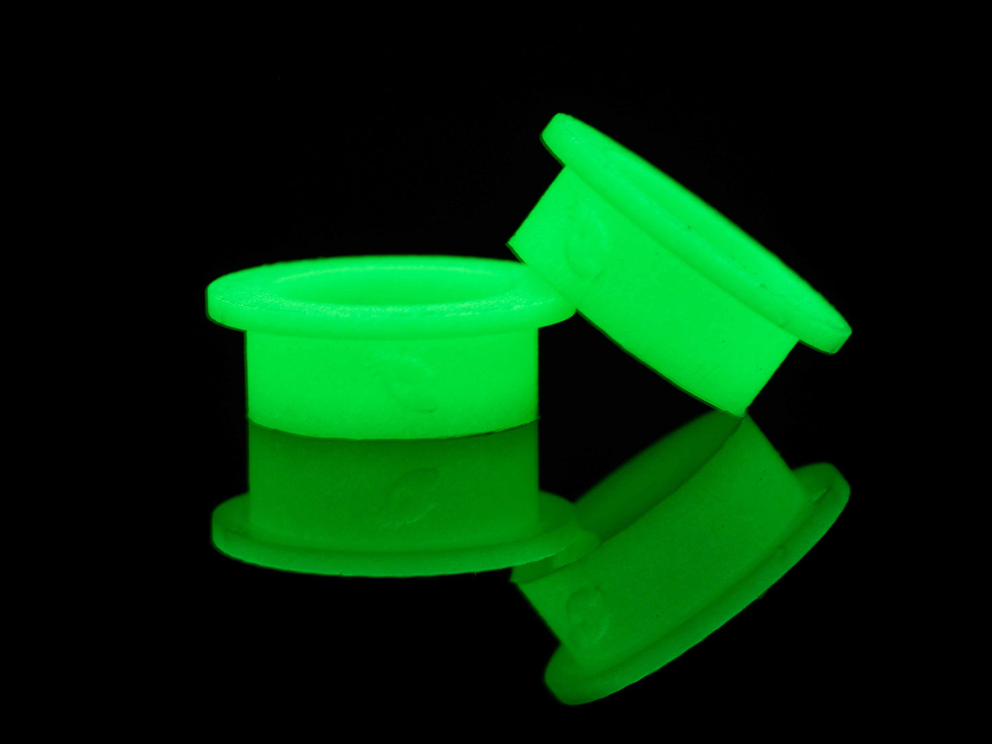 Limited Edition GLOW Reusable Small Silicone Feeding Cups (2 pack)