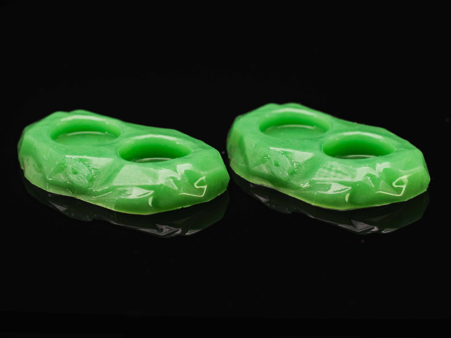 Limited Edition Glow Reusable Small Silicone Feeding Dish (2 pack)