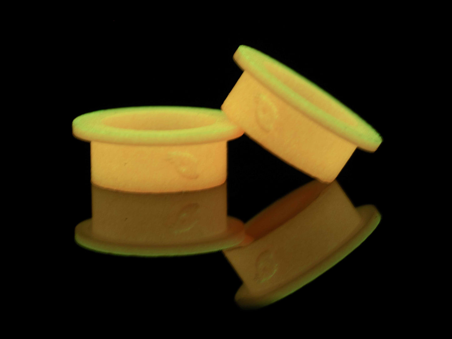 Limited Edition GLOW Reusable Small Silicone Feeding Cups (2 pack)