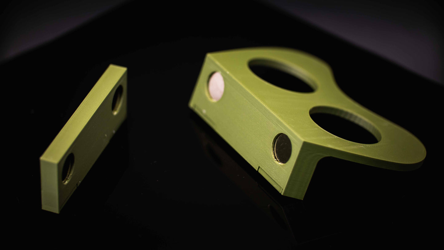 Reptile Magnetic Feeding Ledge for Geckos
